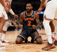 锻练的脚色将若何改变？一些球队曾经正在试验